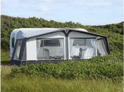 Ventura Pacific D250 Full Caravan Awning